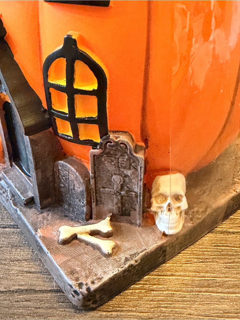 Halloween Pumpkin Soap Dispenser - large 8” x 4.5” - Picture 6 of 8